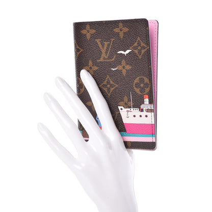 Louis Vuitton Monogram 2016 Christmas Animation Passport Cover Rose Ballerine 2 of 7