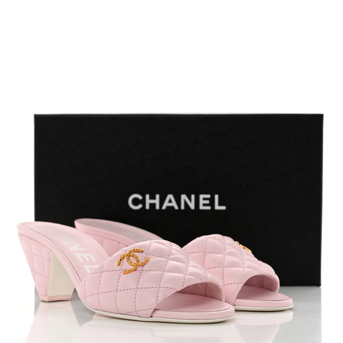 Lambskin Quilted Textured CC Mules 39.5 Light Pink