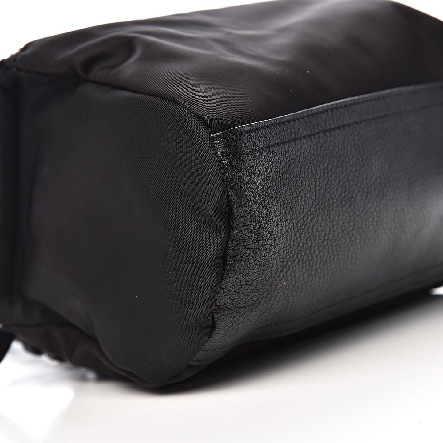 Tech Twill Nylon Mini Pandora Black