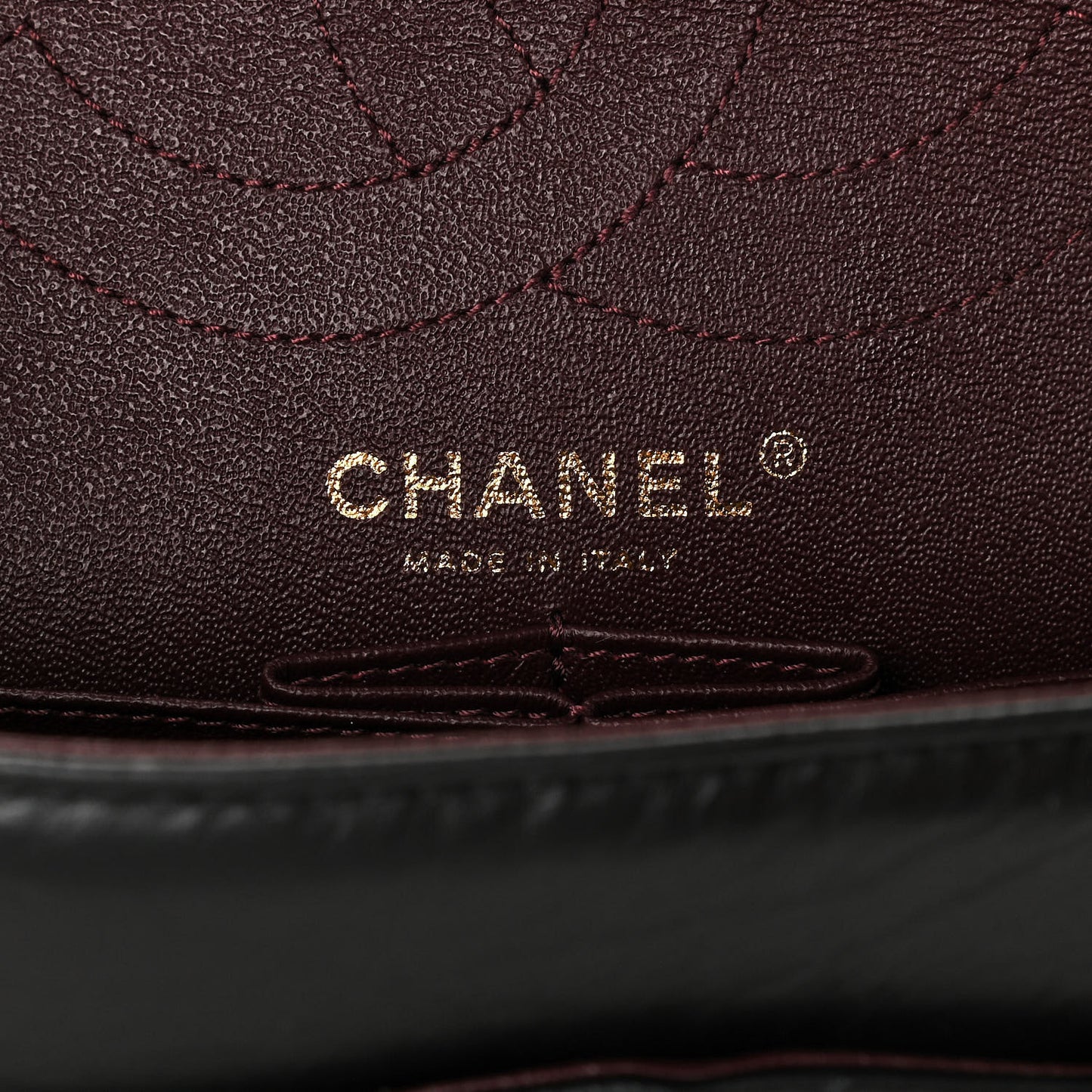 Aged Calfskin Chevron Quilted 2.55 Reissue 226 Flap Black