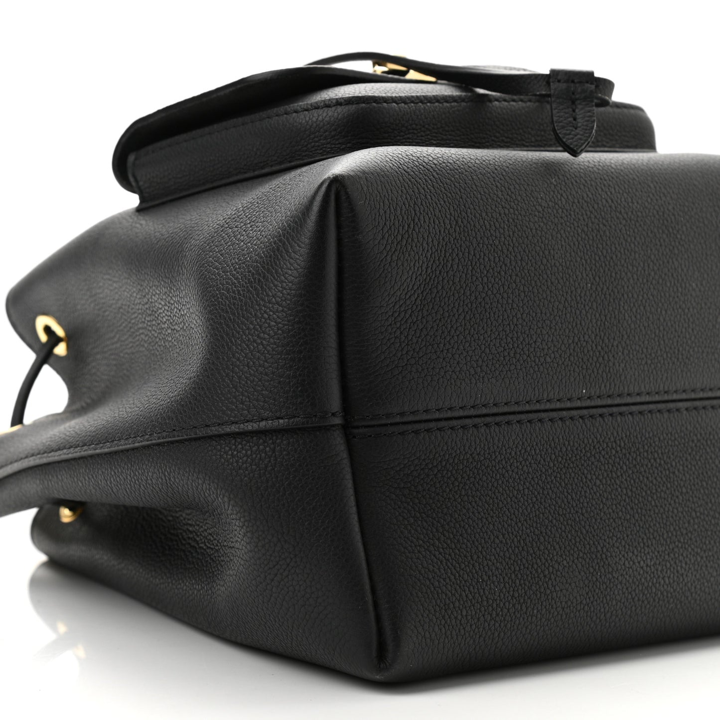 Calfskin Lockme Bucket MM Black