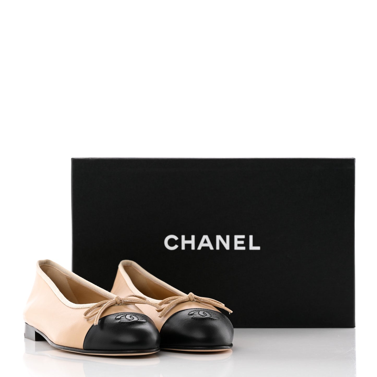 Lambskin Cap Toe CC Ballerina Flats 37.5 Beige Black