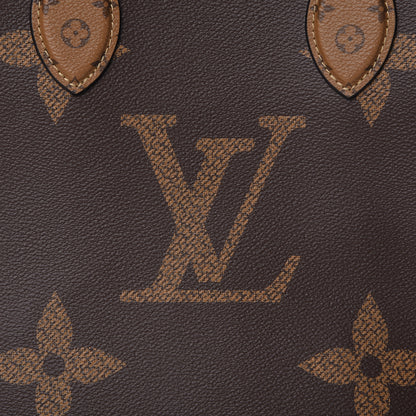 Louis Vuitton Reverse Monogram Giant Onthego MM 9 of 11