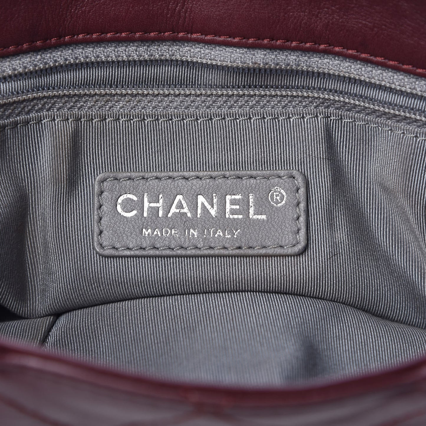 Calfskin Coco Pleats Large Messenger Flap Burgundy