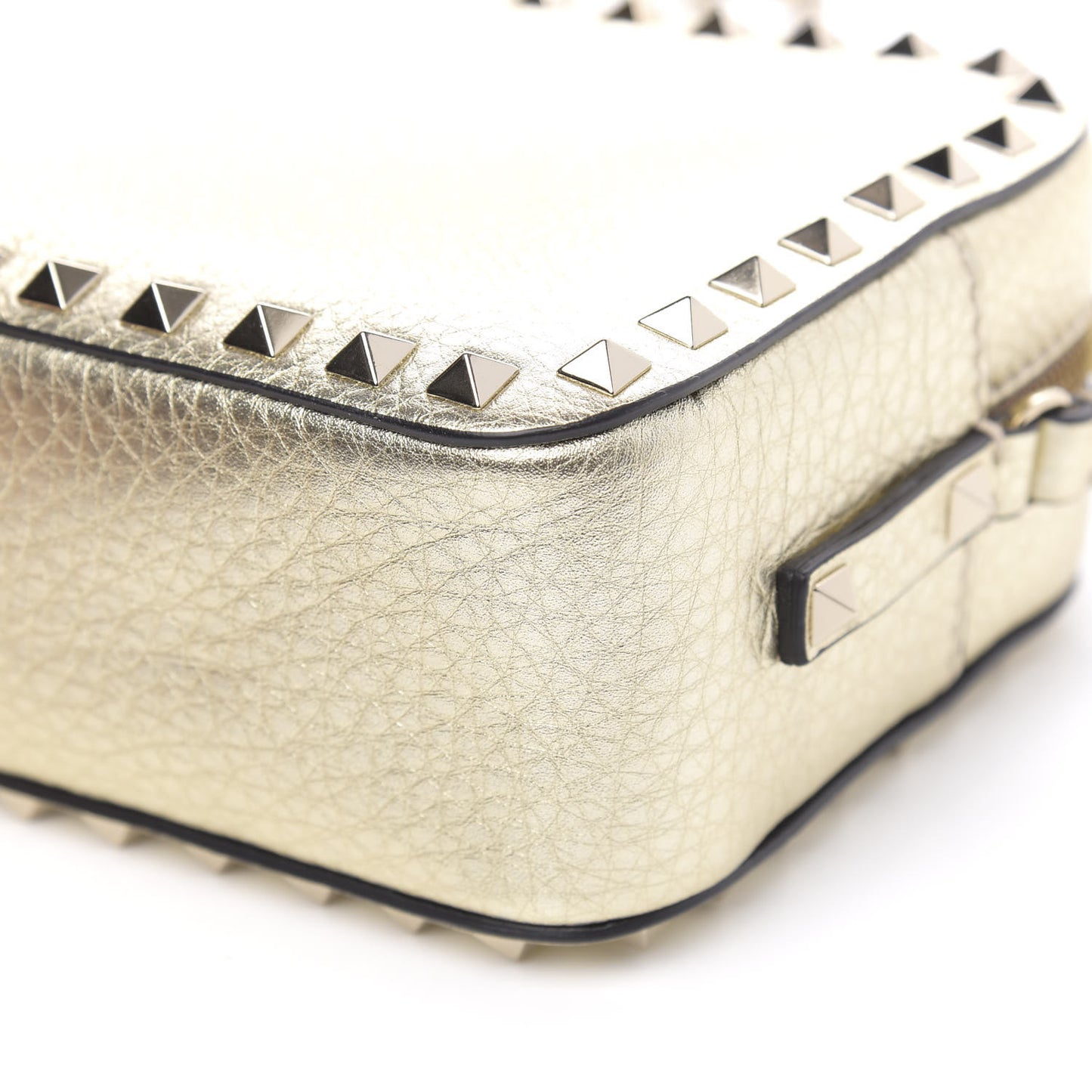 Metallic Pebbled Calfskin Rockstud Camera Crossbody Bag Platino