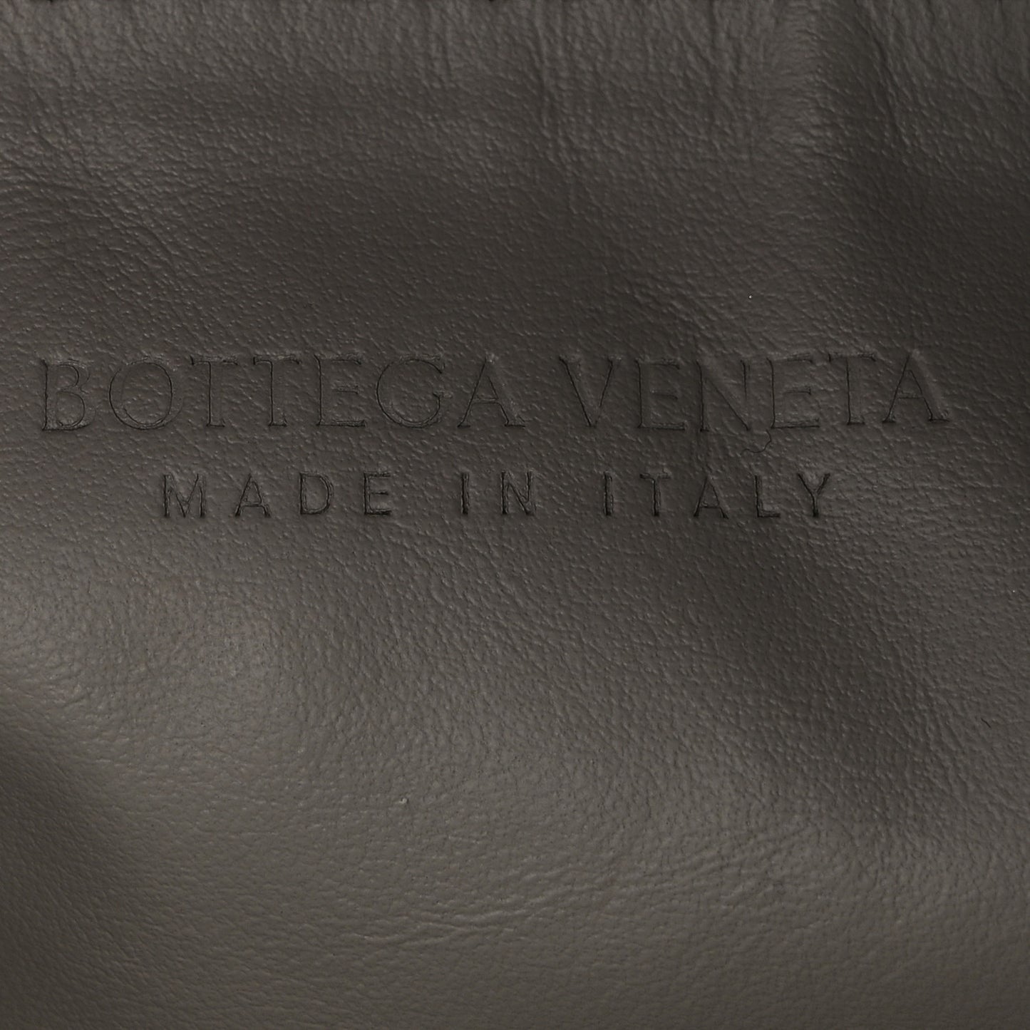 Suede Intrecciato Small Hop Sterling