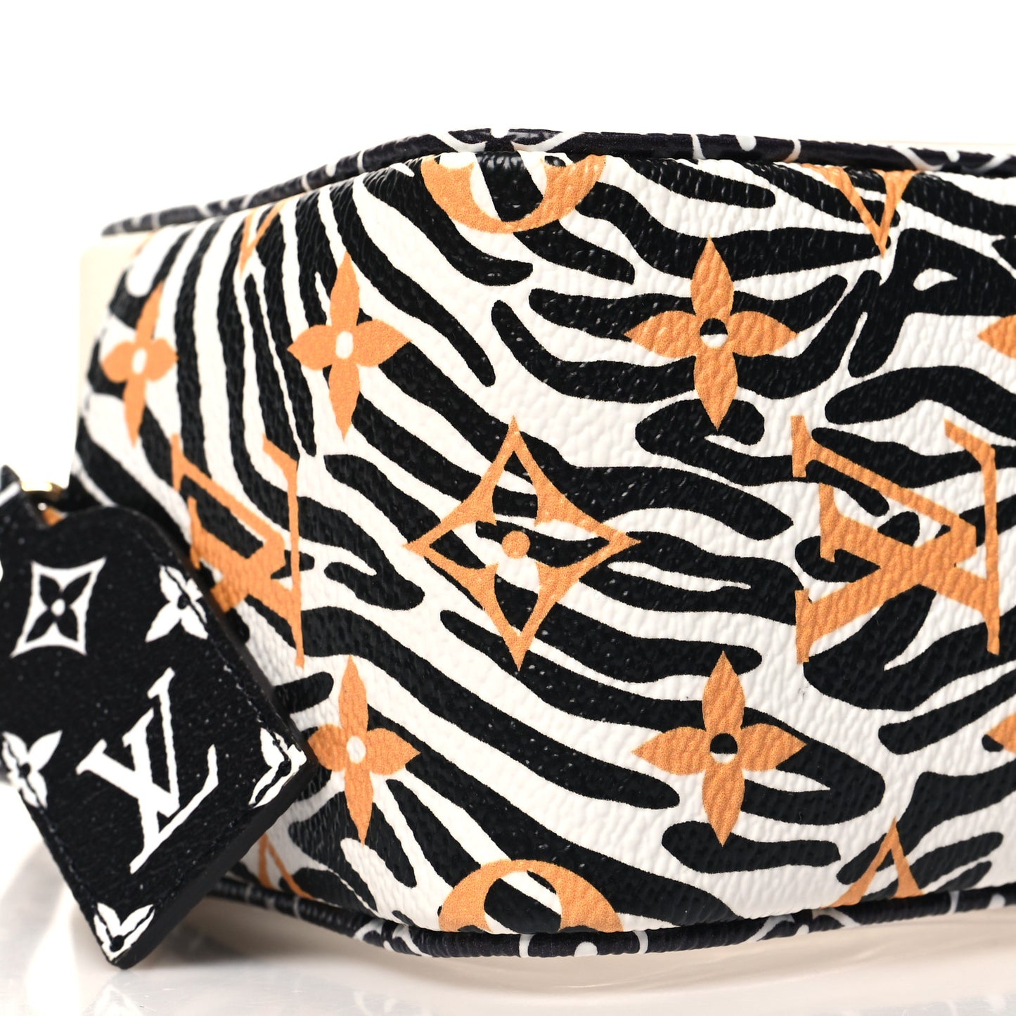 Monogram Giant Jungle Beach Pouch Ivory