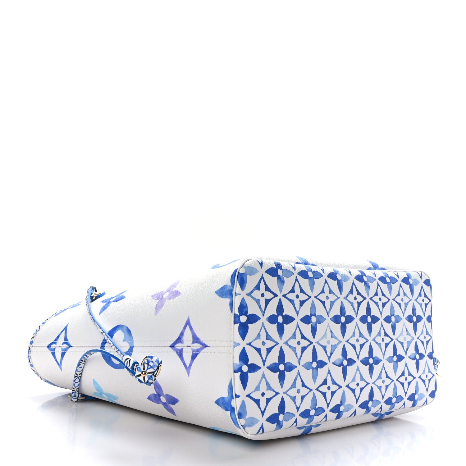 Louis Vuitton Monogram Giant By The Pool 2.0 Neverfull MM Blue 5 of 9