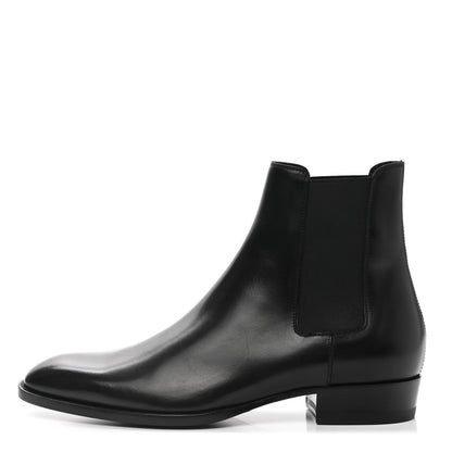 Saint Laurent Calfskin Mens Wyatt Chelsea Boots 41 Black 1 of 9