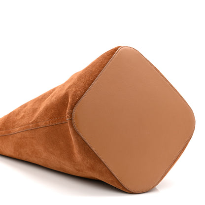 Loewe Suede Calfskin Medium Pebble Bucket Bag Tobacco 8 of 9