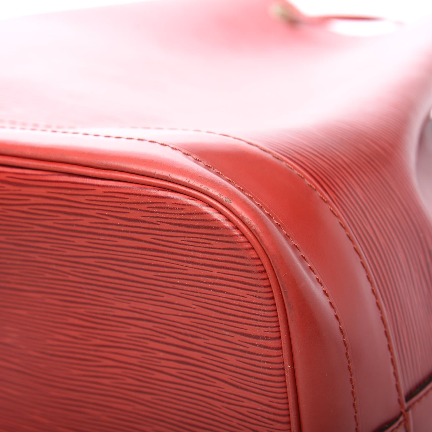 Louis Vuitton Epi Noe Castillan Red 11 of 15