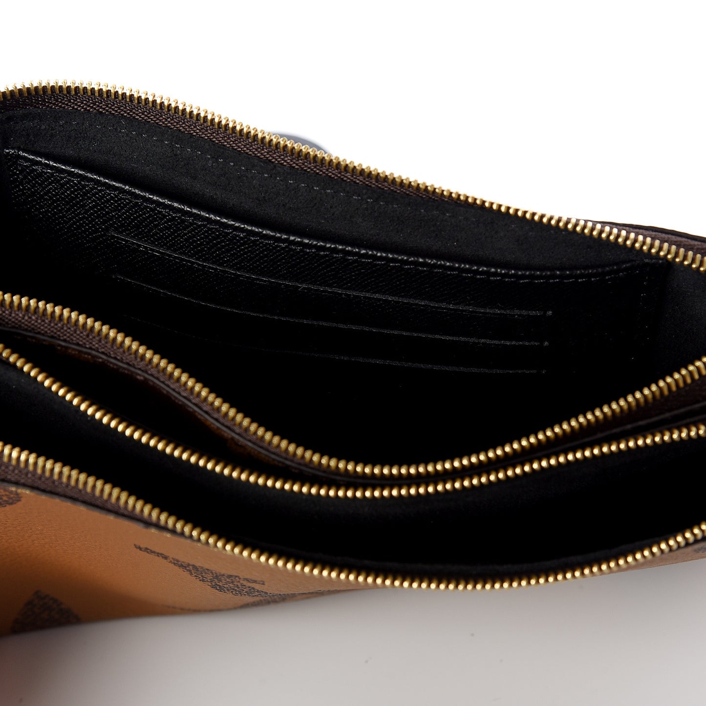 Reverse Monogram Giant Double Zip Pochette