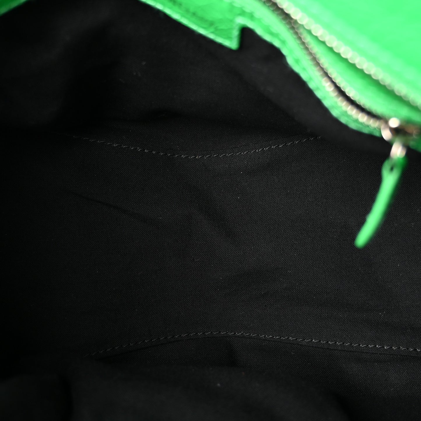Agneau Arena Small Neo Cagole City Handbag  Vivid Green