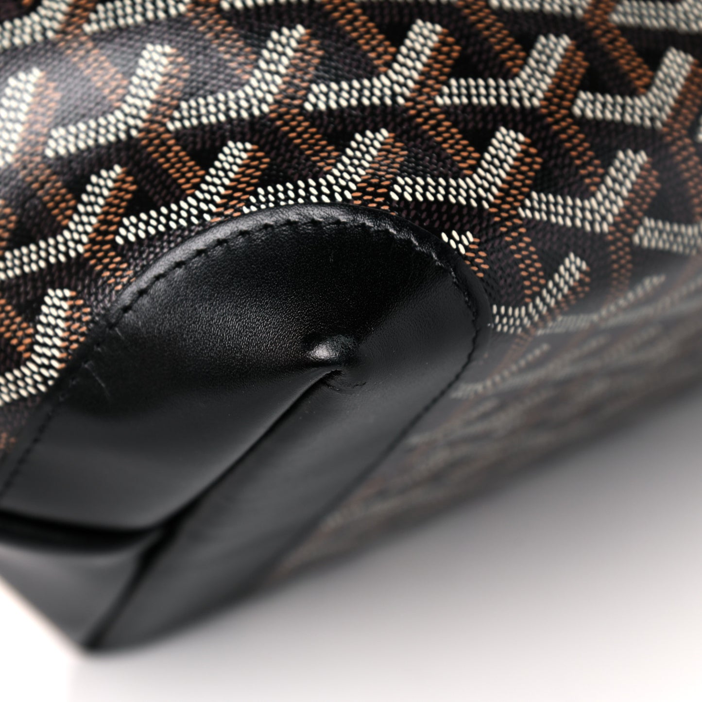 Goyardine Bellechasse PM Black