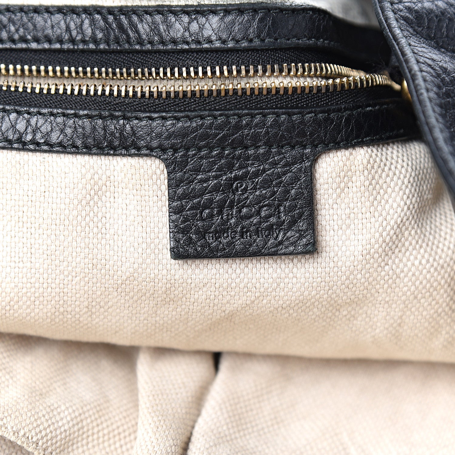 Gucci Pebbled Calfskin Medium Soho Shoulder Bag Black 7 of 11