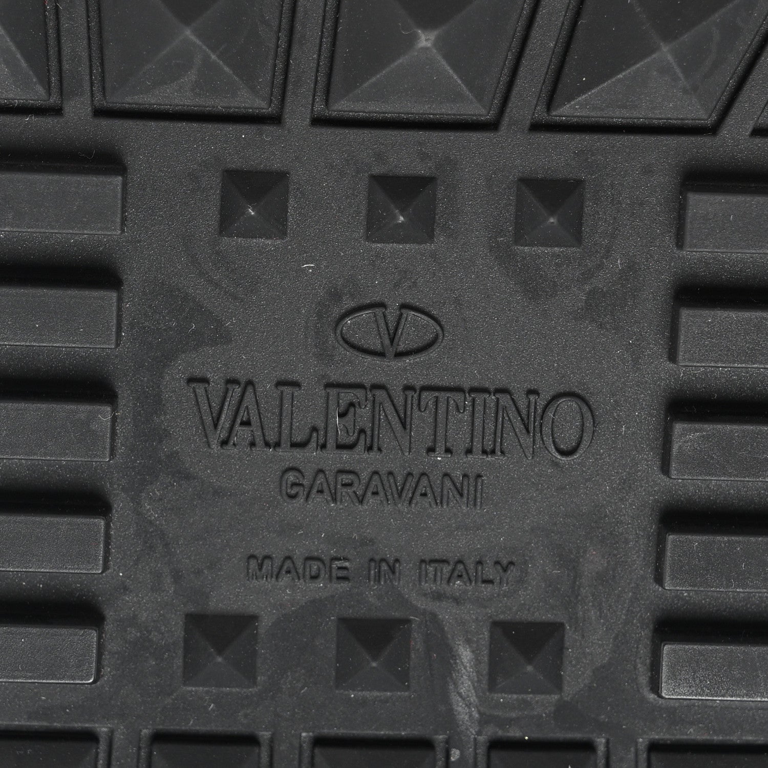 Valentino Garavani Calfskin Suede Macrame Lace Rockstud Sneakers 38.5 Black 6 of 9