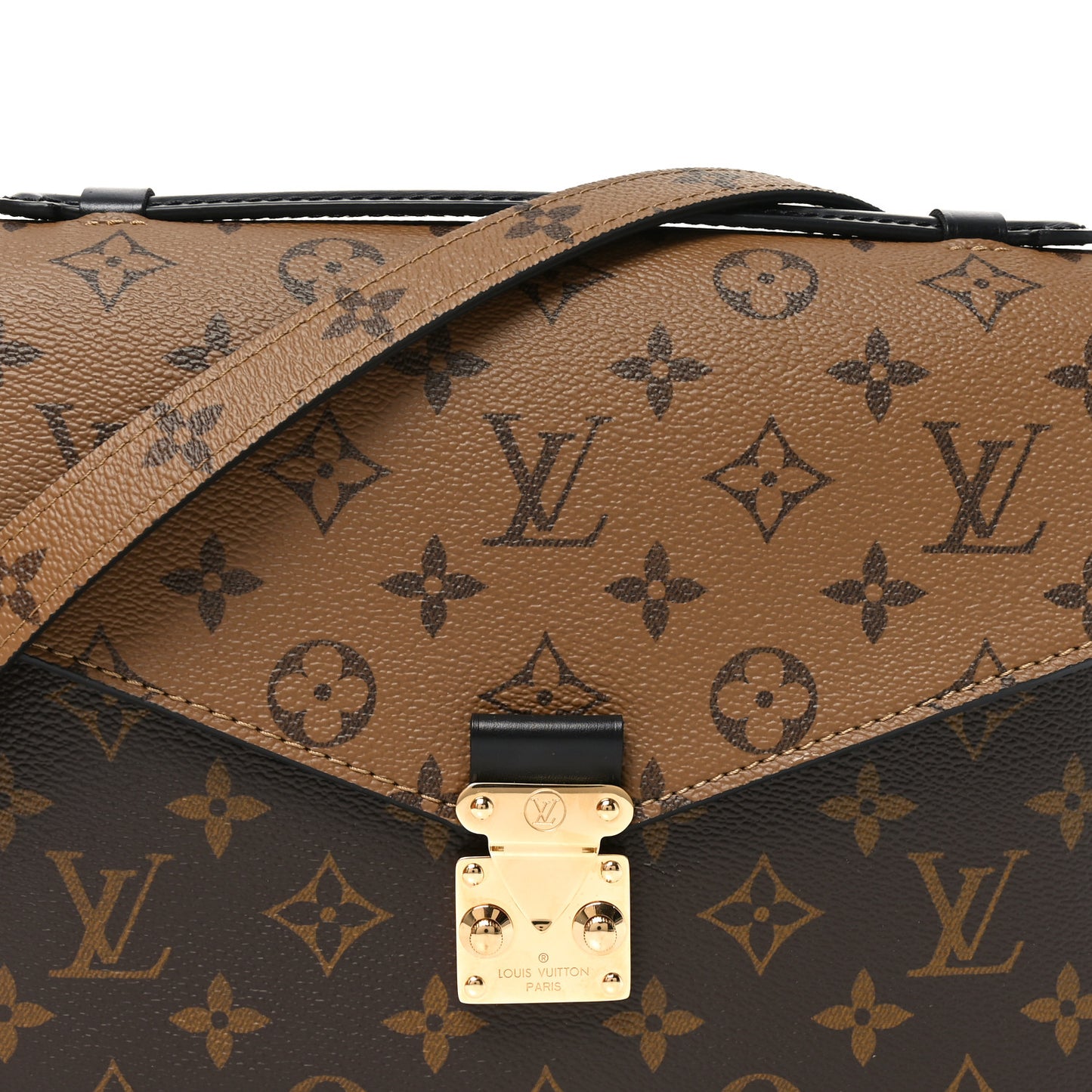 Reverse Monogram Pochette Metis
