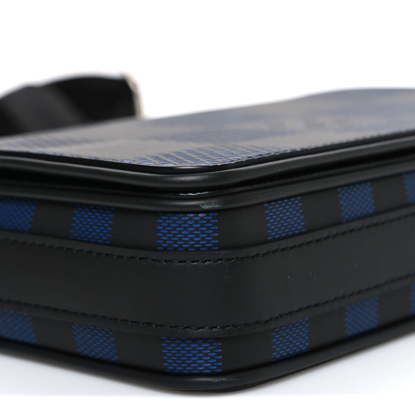 Damier Graphite 3D Studio Messenger Navy