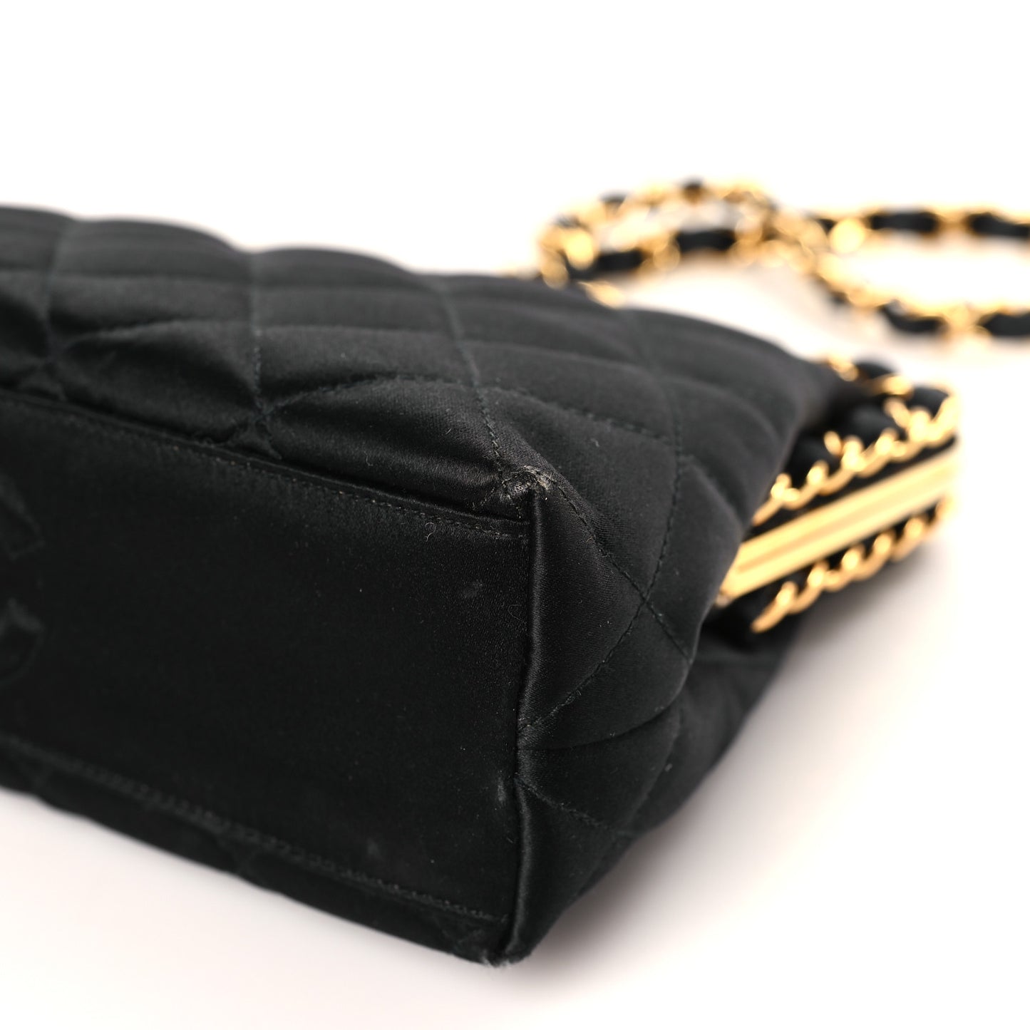 Satin Quilted Kisslock Clutch Black