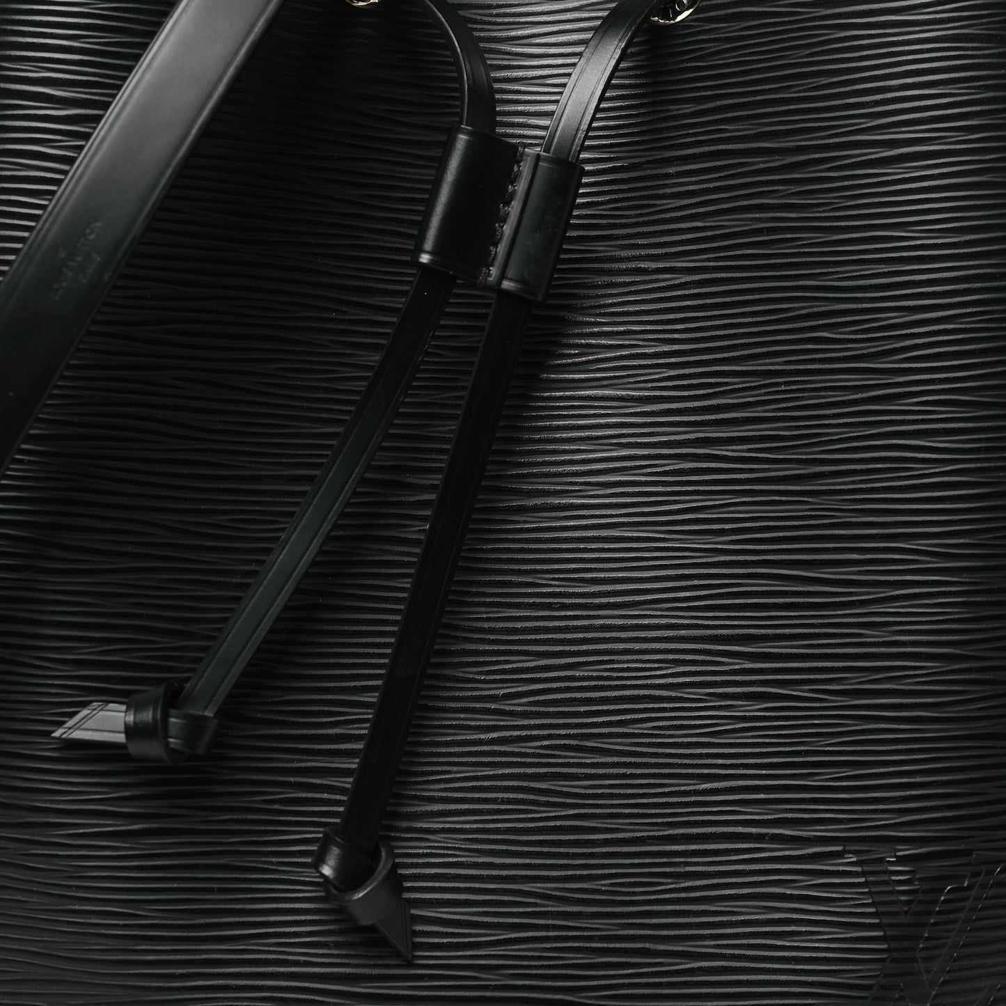Epi Neonoe MM  Black