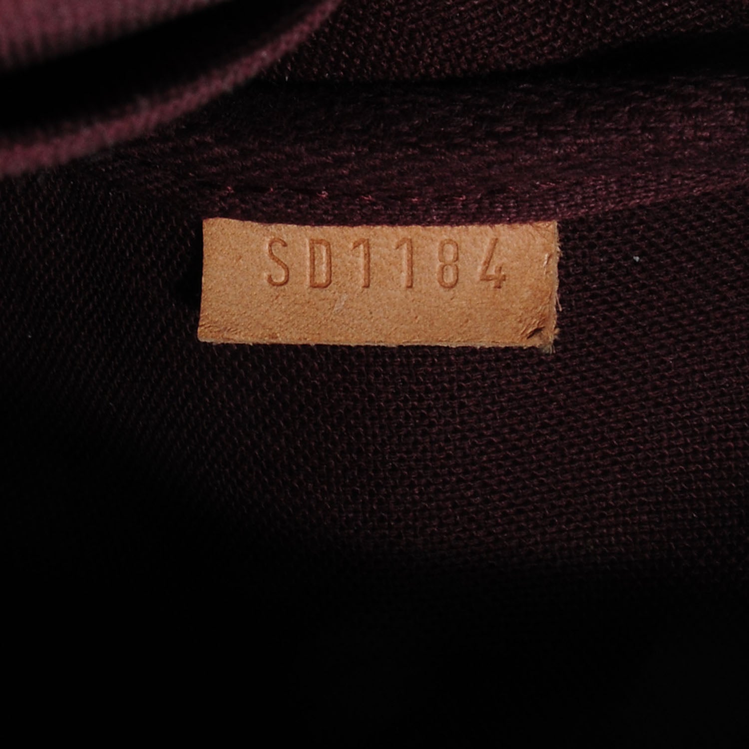 Louis Vuitton Monogram Favorite MM 6 of 7