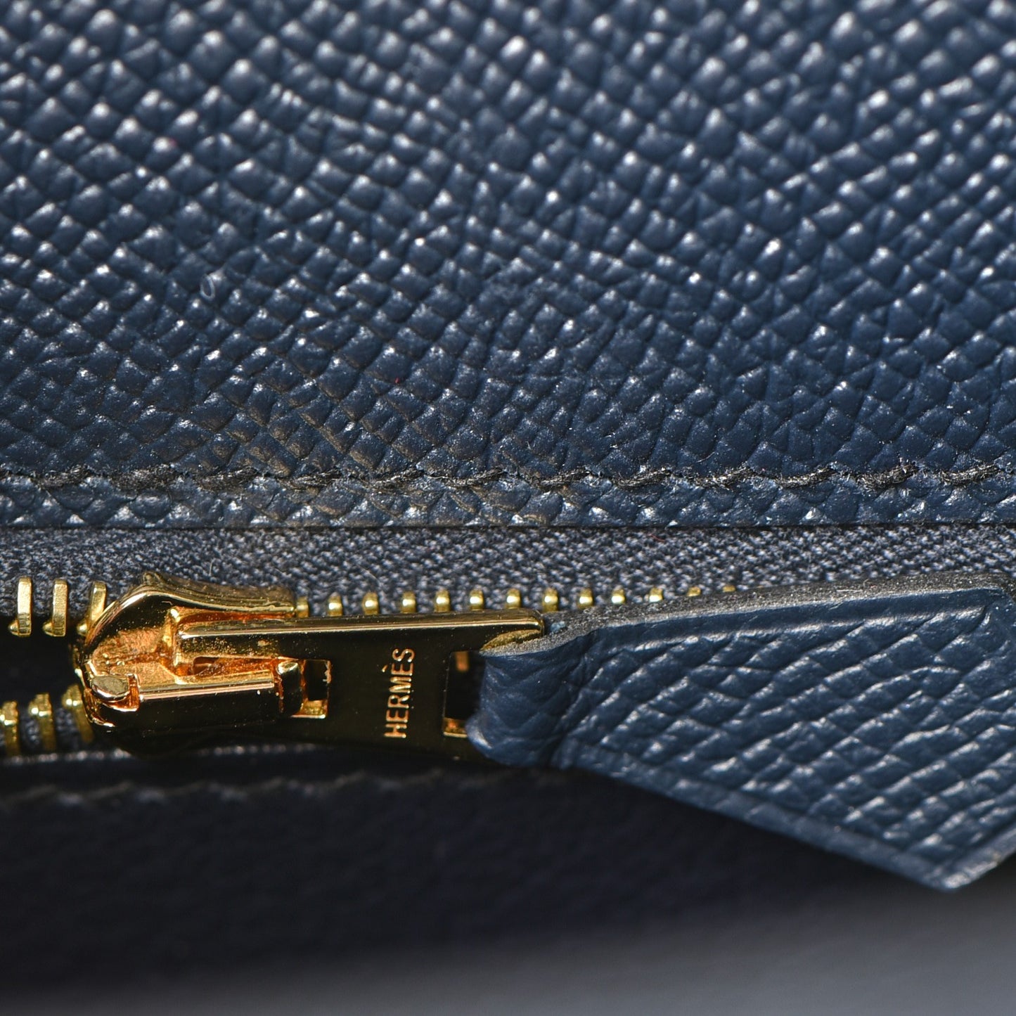 Epsom Kelly Sellier 28 Bleu Indigo