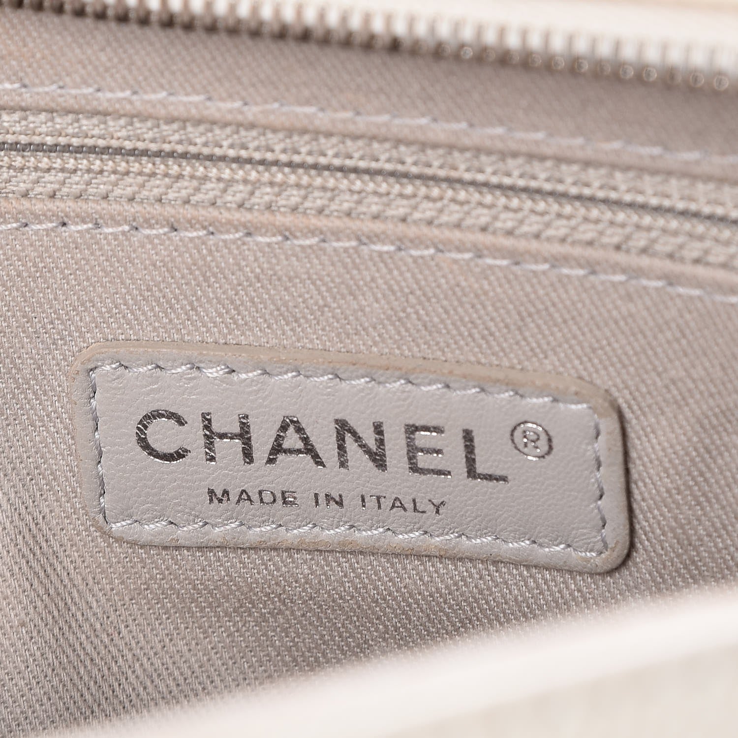 Chanel Caviar Quilted Jumbo Easy Flap Dark White 7 of 8