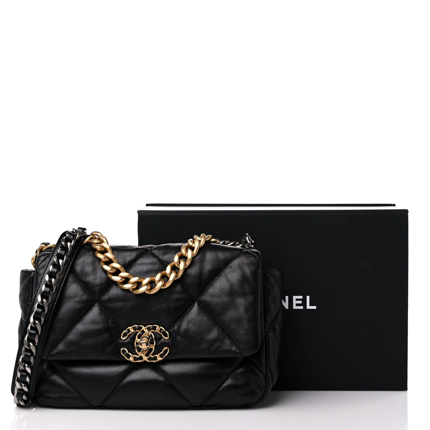 Lambskin Quilted Medium Chanel 19 Flap Black