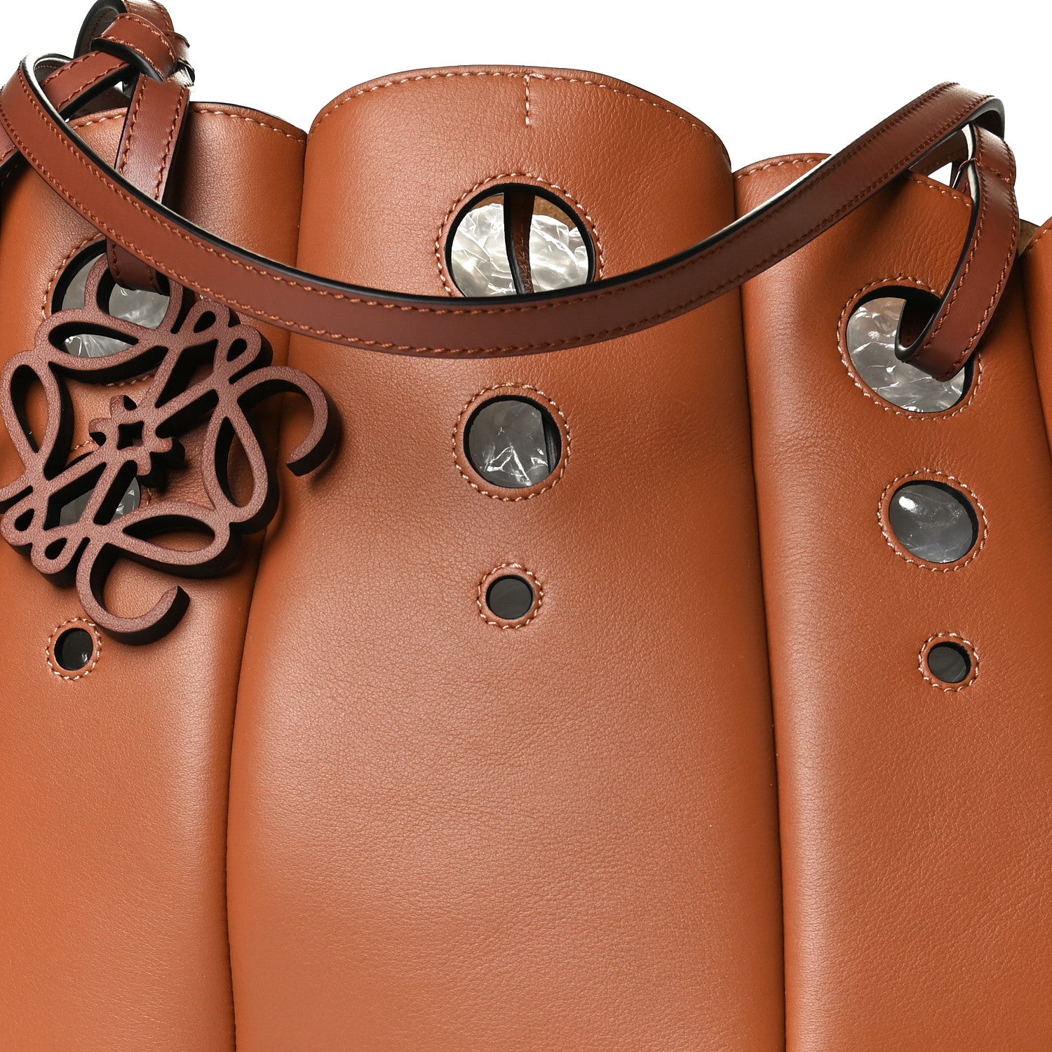 Loewe Calfskin Perforated Small Shell Tote Tan 6 of 8