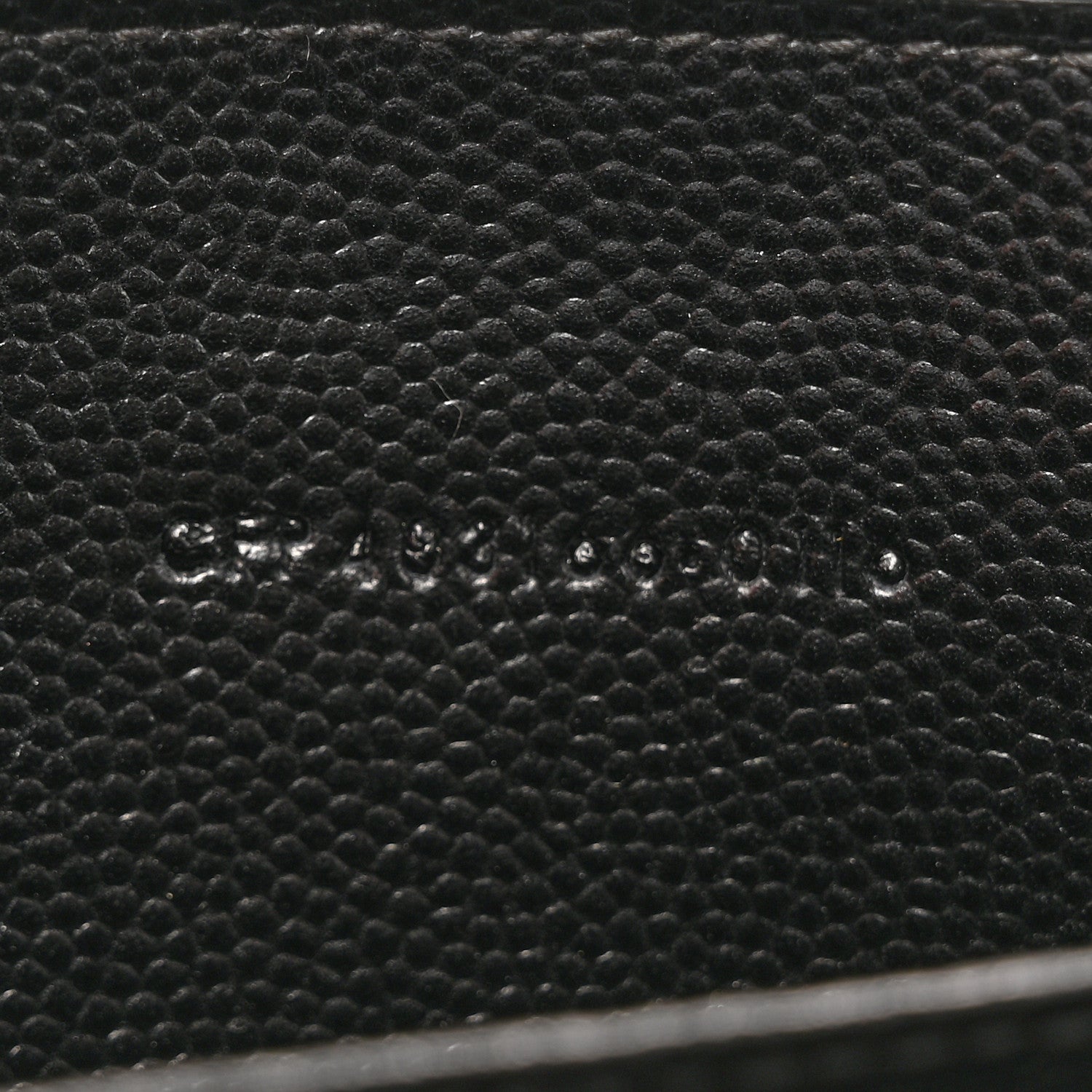Saint Laurent Grain De Poudre Matelasse Chevron Monogram Double Zip Wallet Black 9 of 13