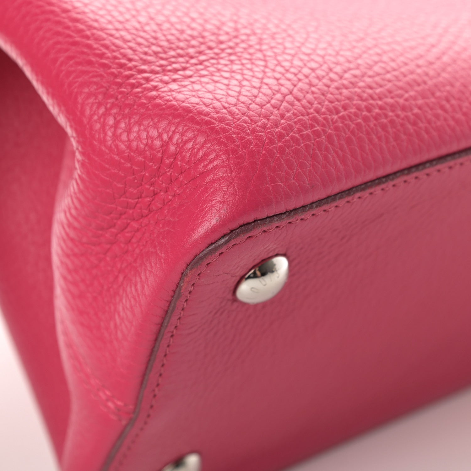 Louis Vuitton Taurillon Capucines MM Fuchsia 12 of 12
