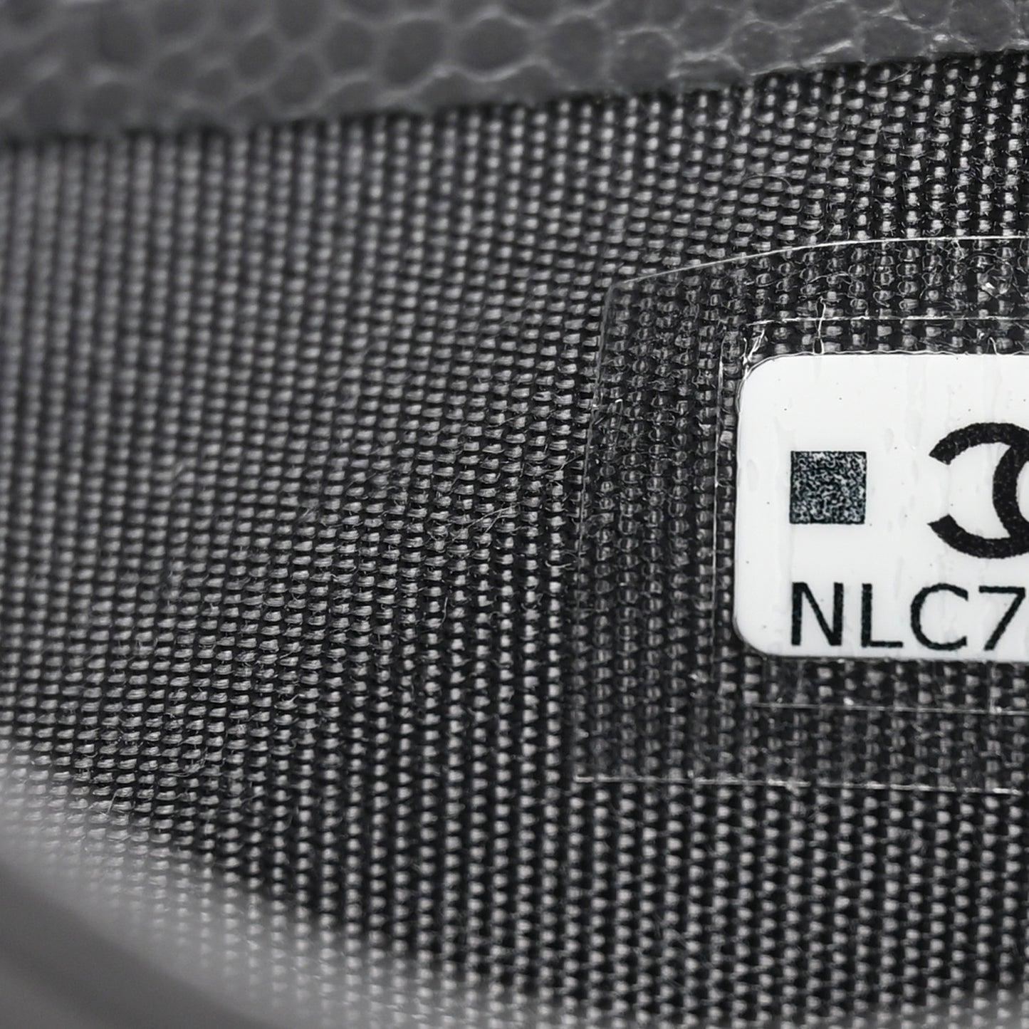 Caviar Quilted Card Holder Grey