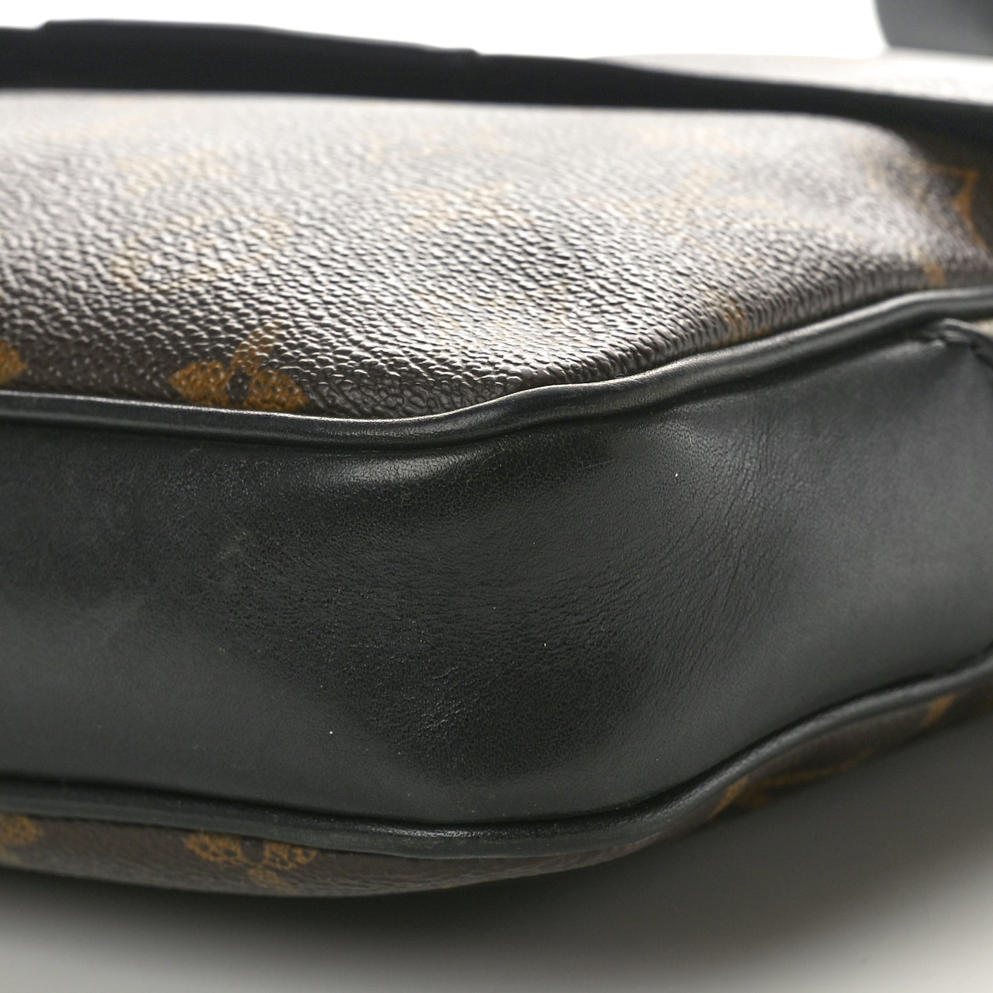 Monogram Macassar Bass MM