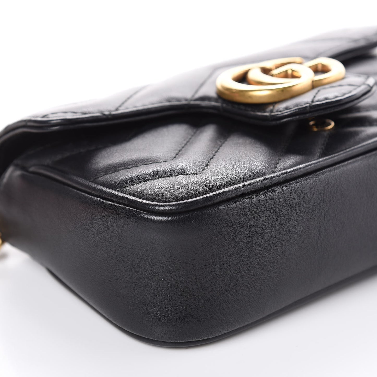 Calfskin Matelasse Super Mini GG Marmont Shoulder Bag Black
