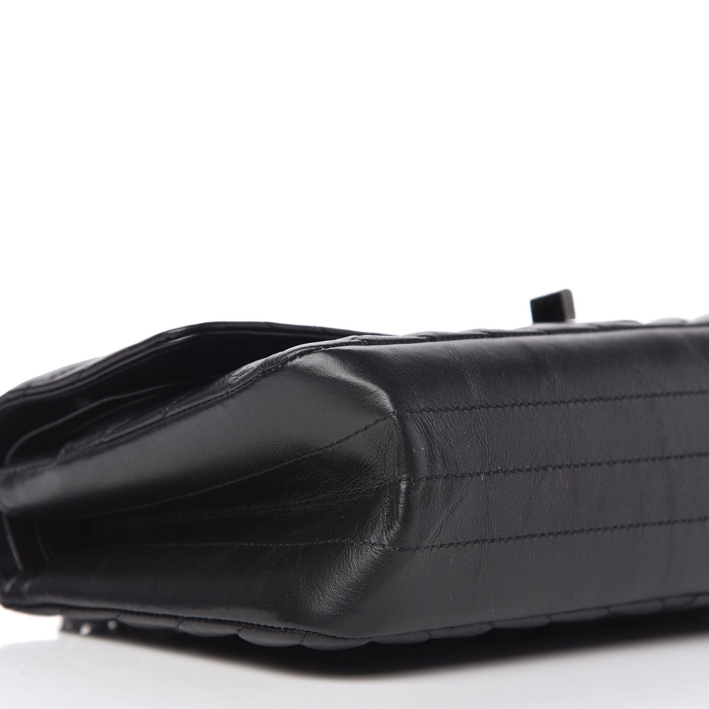 Aged Calfskin Chevron Quilted 2.55 Reissue 225 Flap So Black