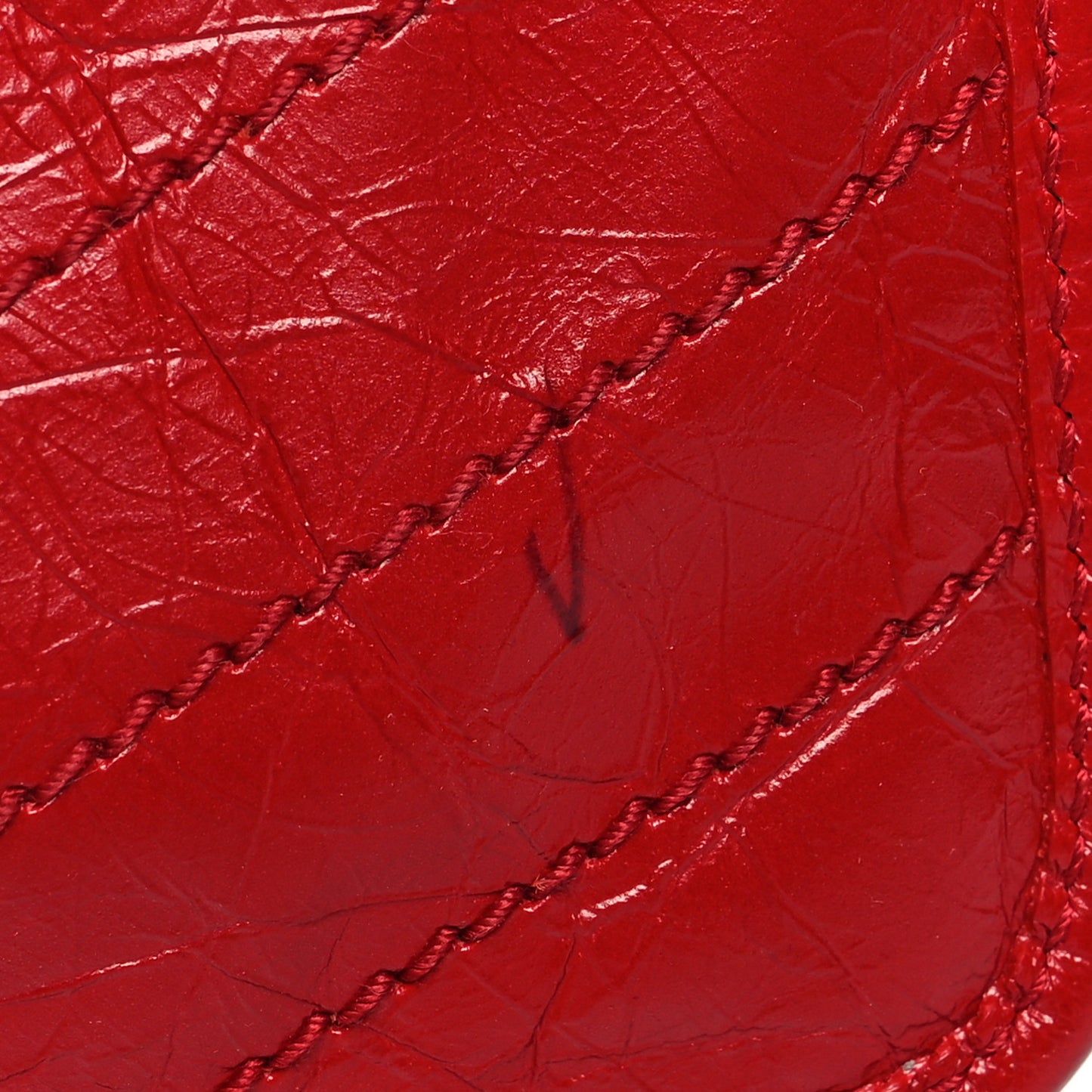 Crinkled Calfskin Matelasse Niki Bill Pouch Red