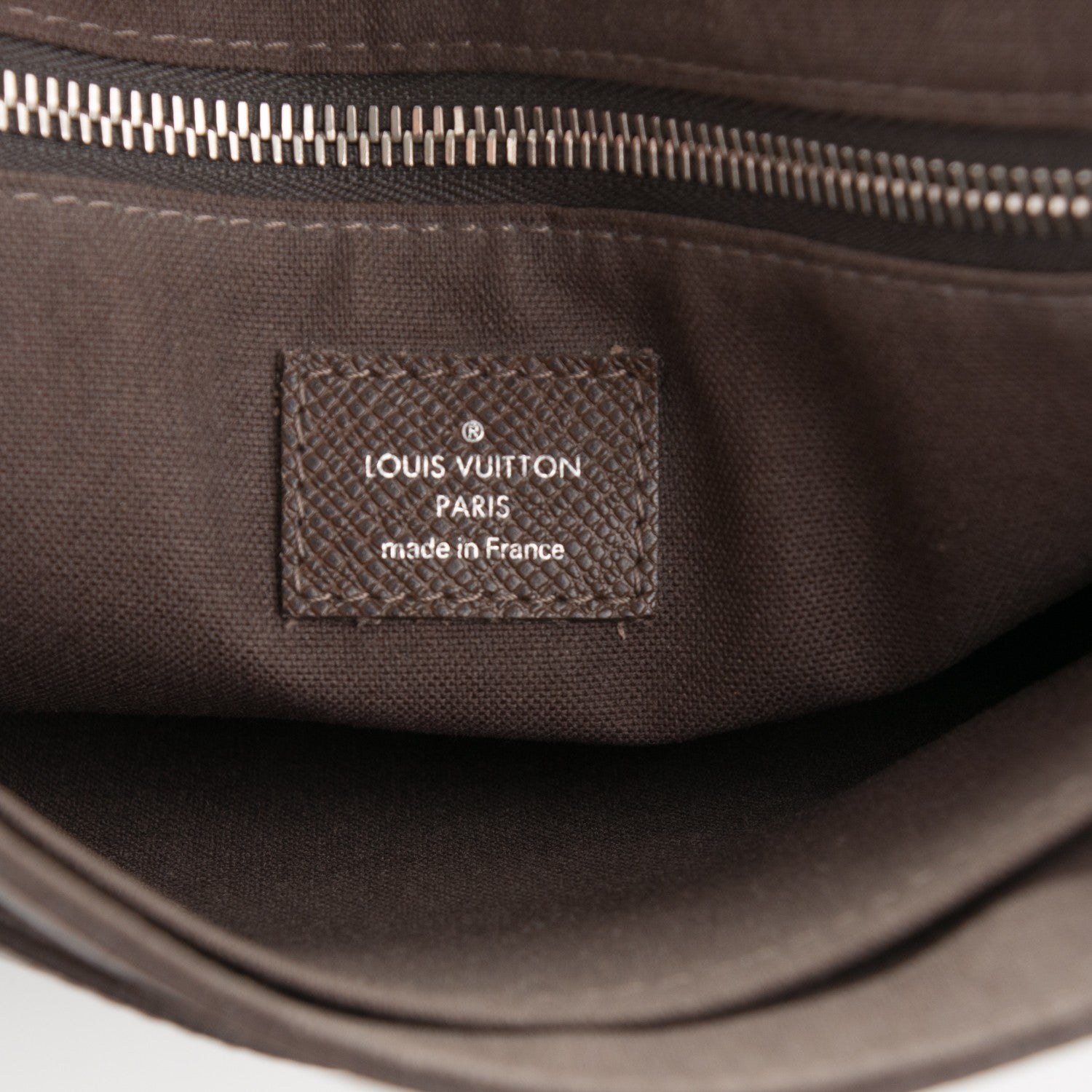 Louis Vuitton Taiga Roman PM Messenger Grizzli 6 of 7