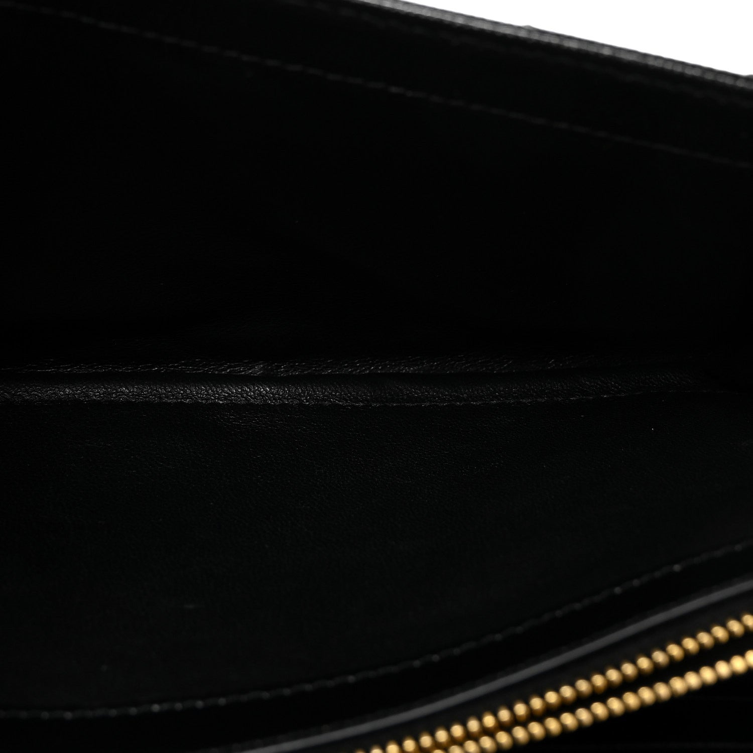 Saint Laurent Grain De Poudre Matelasse Chevron Monogram Chain Wallet Black 5 of 9
