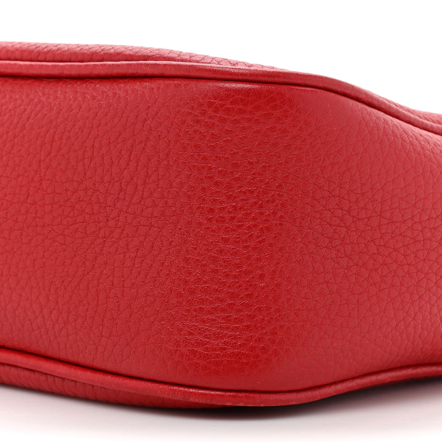 Pebbled Calfskin Small Soho Disco Bag Tabasco Red