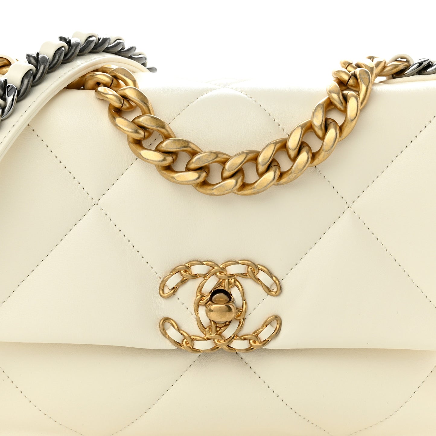 Lambskin Quilted Medium Chanel 19 Flap White