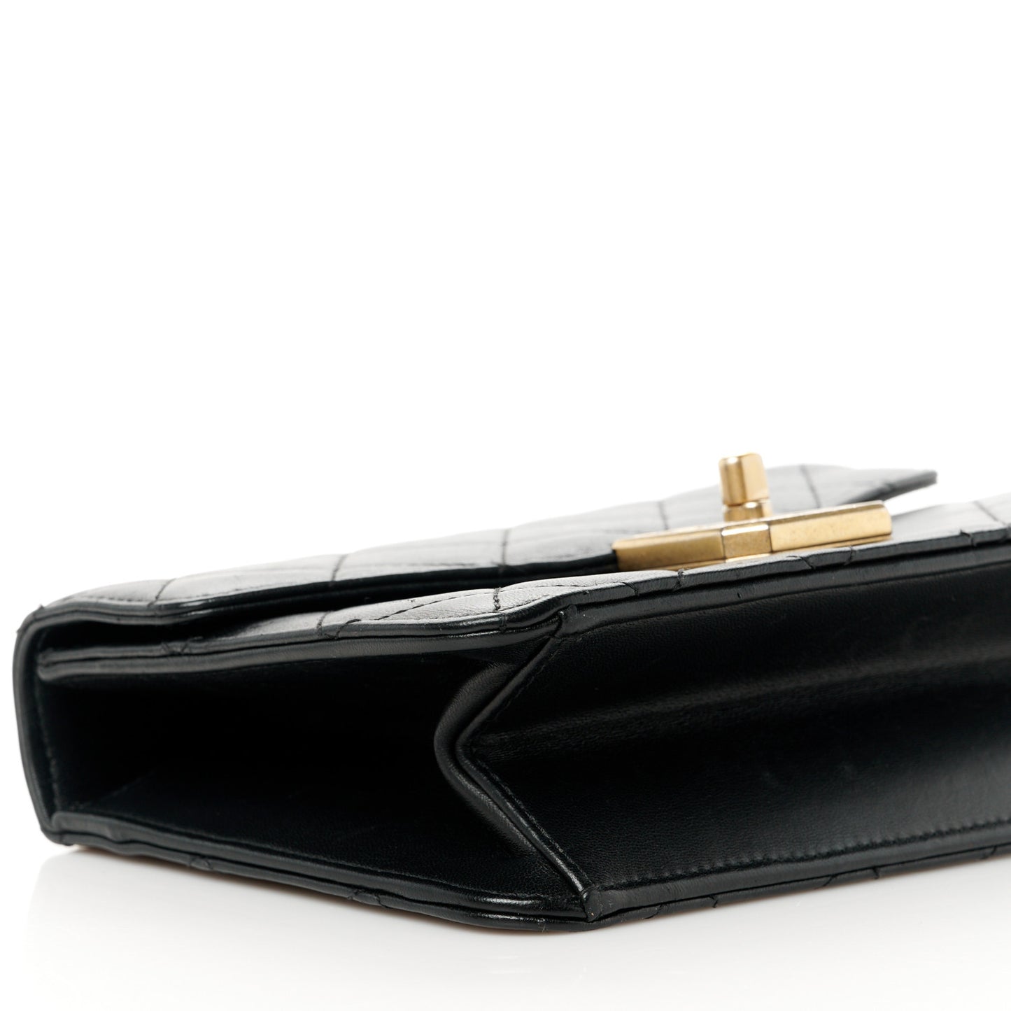 Calfskin Strass Quilted Flap Black