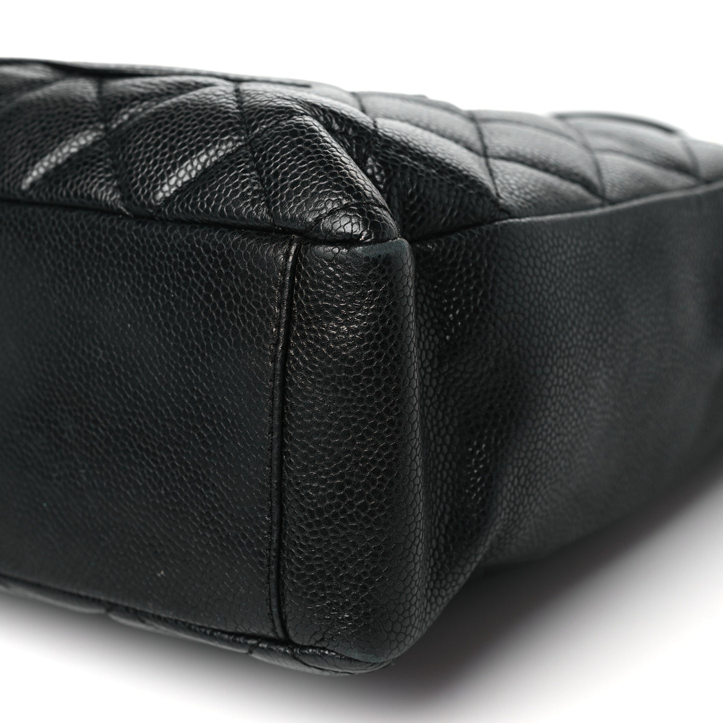 Caviar Quilted Petit Shopping Tote PST Black