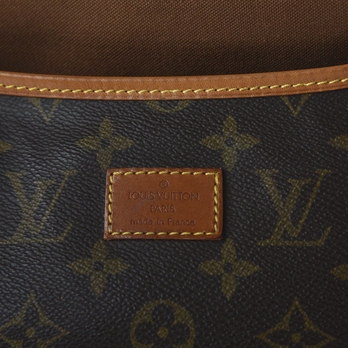 Monogram Saumur 35
