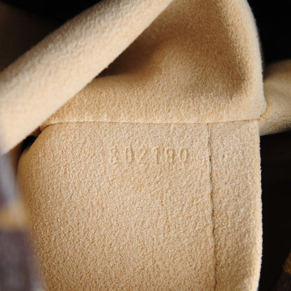 Louis Vuitton Monogram Artsy MM 7 of 7