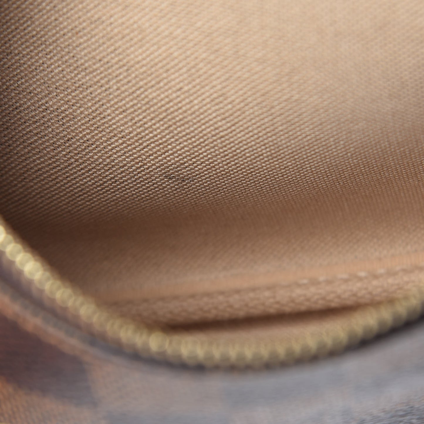 Damier Ebene 2014 Christmas Animation Mini Pochette Accessories