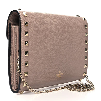 Valentino Garavani Pebbled Calfskin Rockstud Envelope Wallet on Chain Poudre 3 of 12