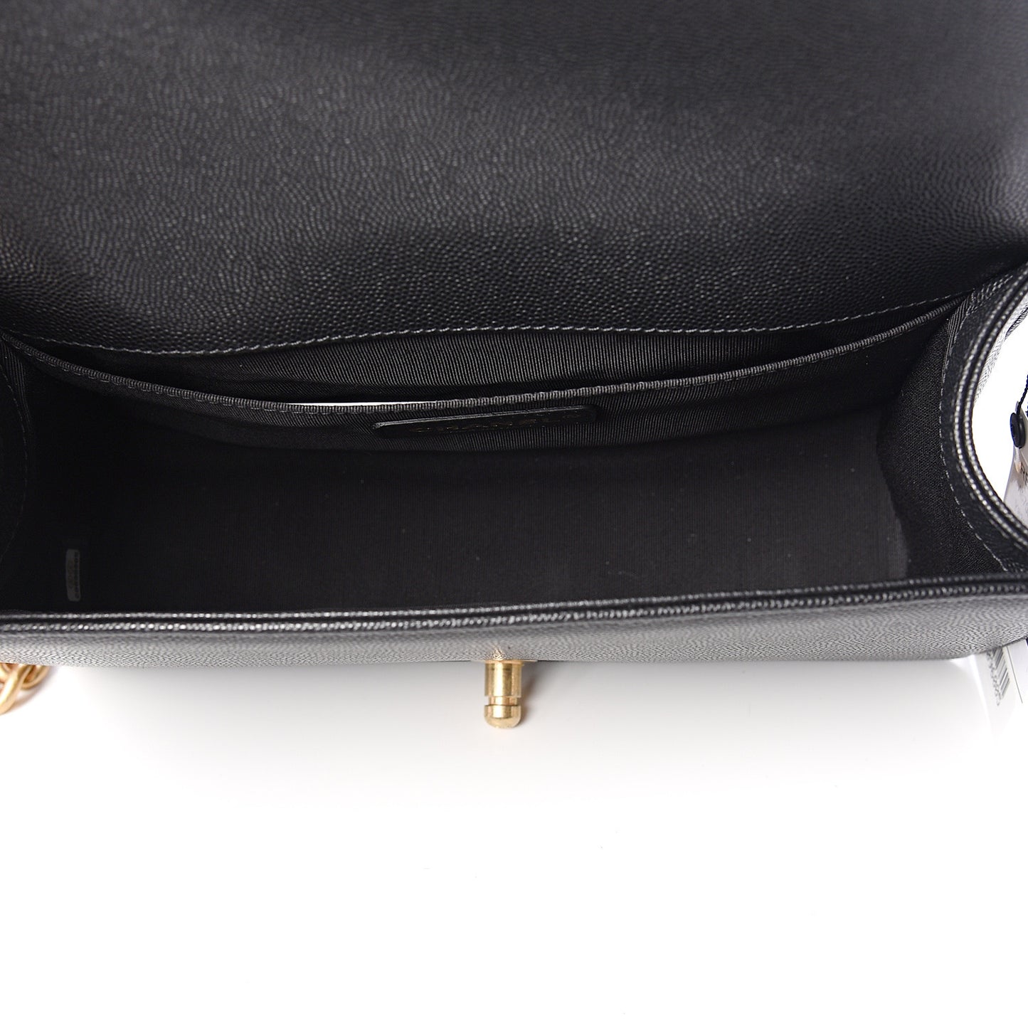 Caviar Quilted Medium Boy Flap Black
