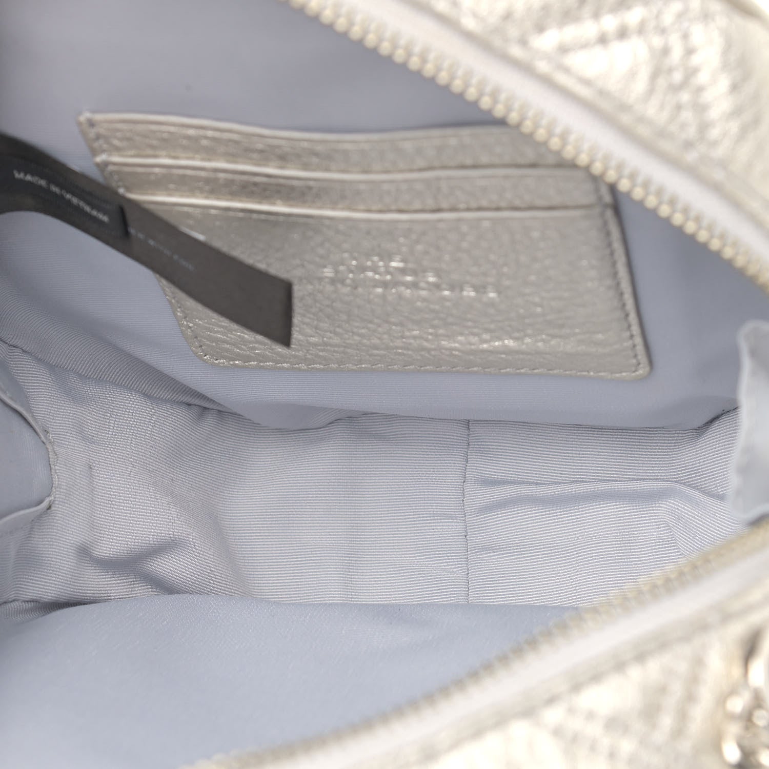 Marc Jacobs Metallic Grained Calfskin Quilted The Status Round Crossbody Platinum 5 of 11