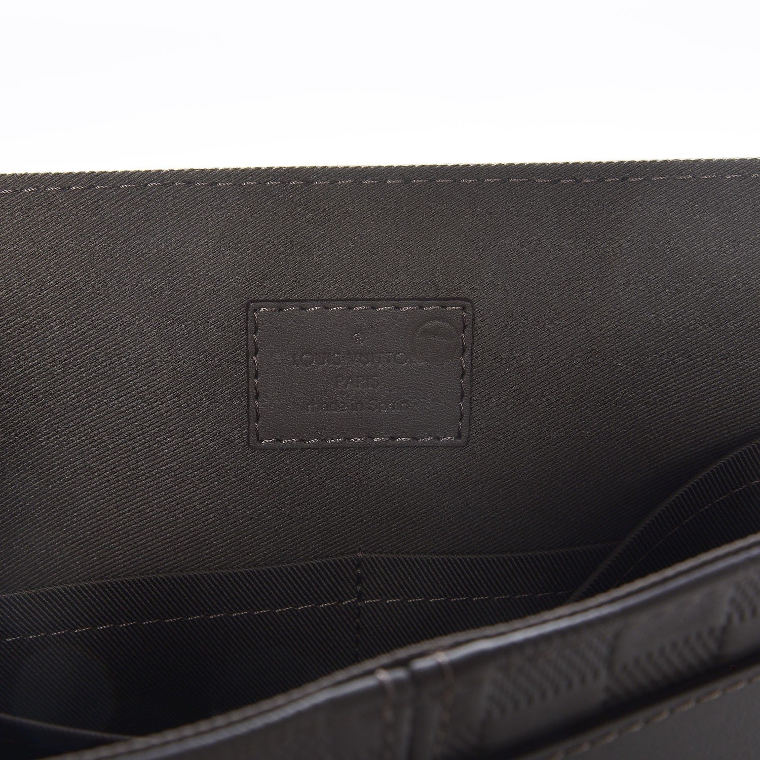 Louis Vuitton Damier Infini District PM Granit 6 of 7