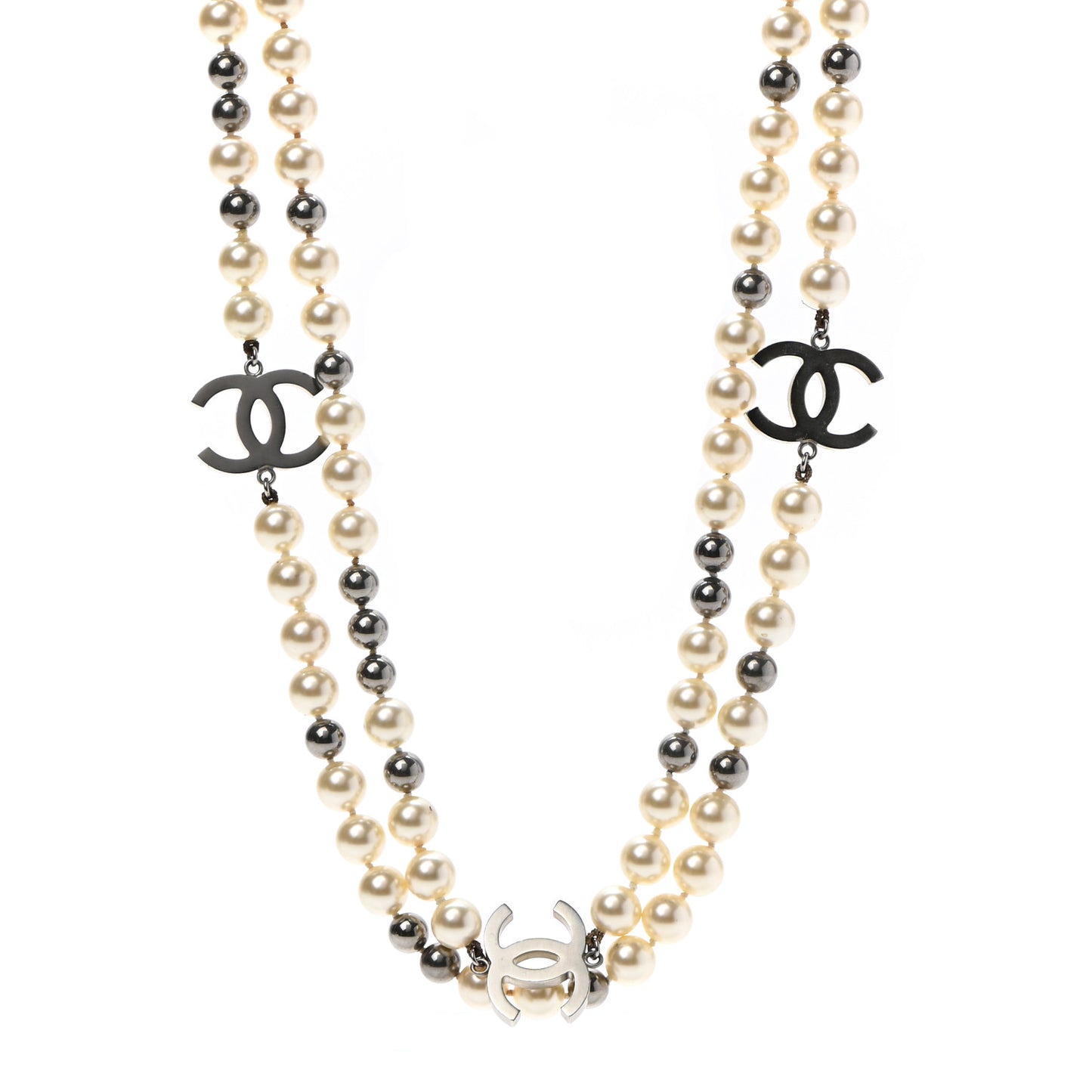 Pearl CC Long Necklace Silver Pearly White Grey